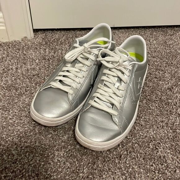 EUC Silver Converse - Picture 1 of 4